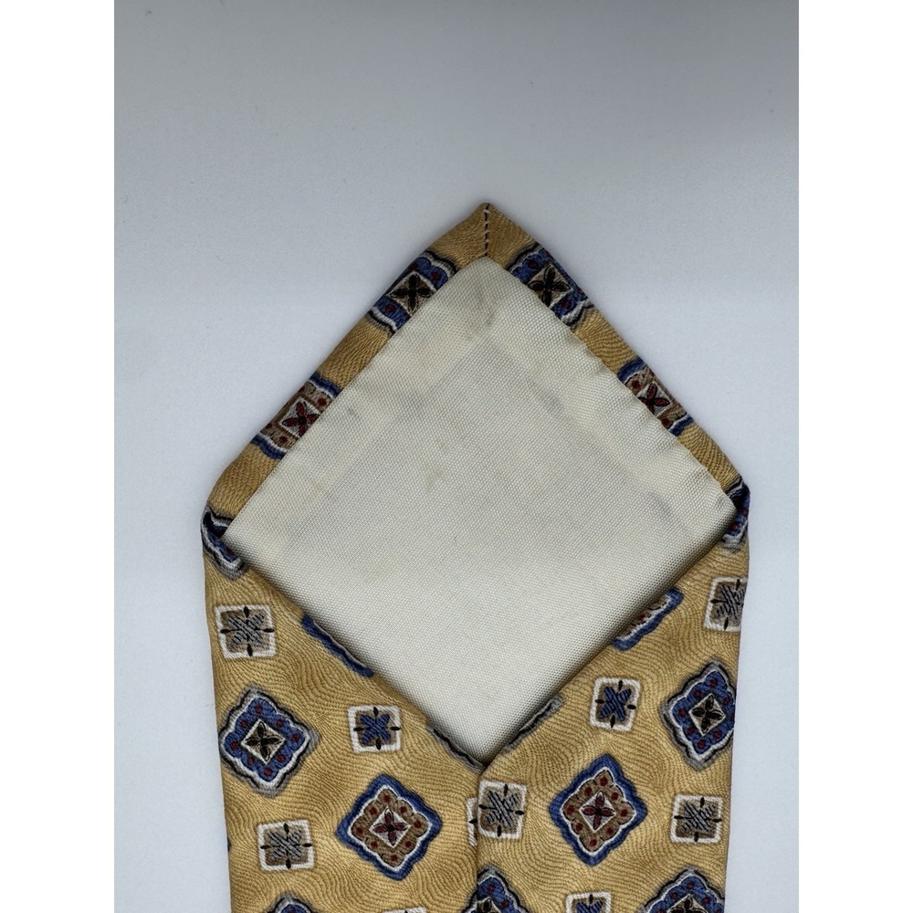Jos A Bank Silk Tie‎ Yellow Blue Geometric Medallion Classic Mens Necktie USA - Picture 4 of 8